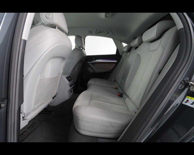 AUDI Q5 SPB 40 TDI quattro S tronic Business Advanced
