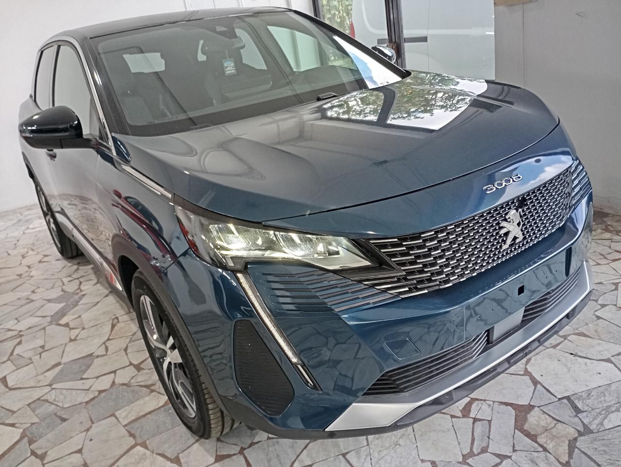 Peugeot 3008 1.2 PureTech Turbo 130CV Allure Pack