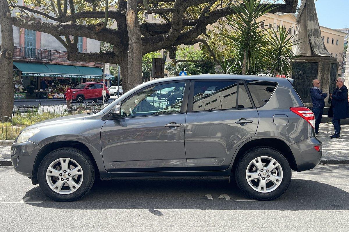 TOYOTA RAV4 Crossover 2.2 D-4D 150 CV DPF Sol