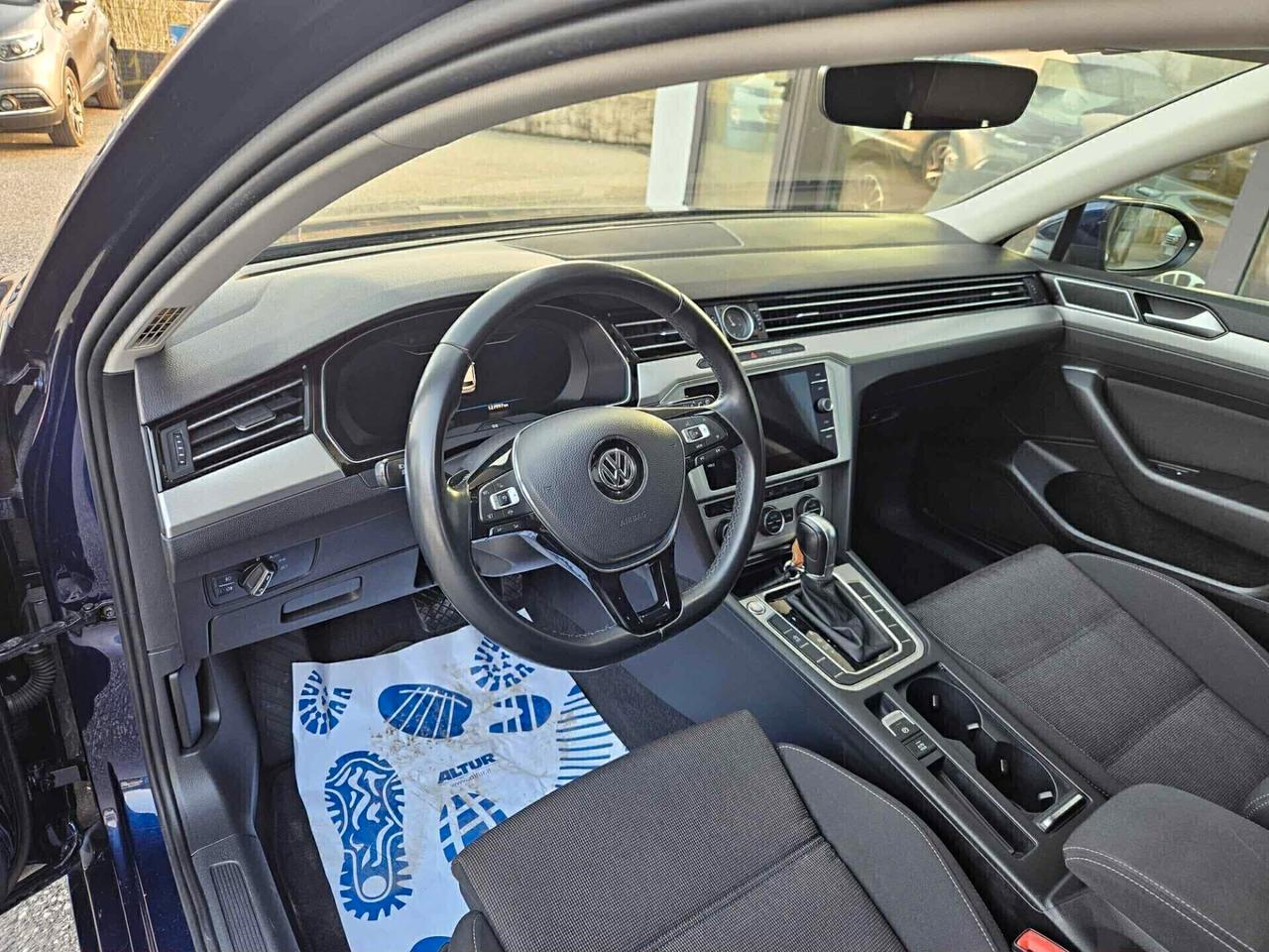 Volkswagen Passat 2.0 TDI DSG Business BlueMotion Technology