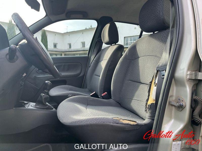 Renault Clio 1.2 Confort Gpl 60cv 5p