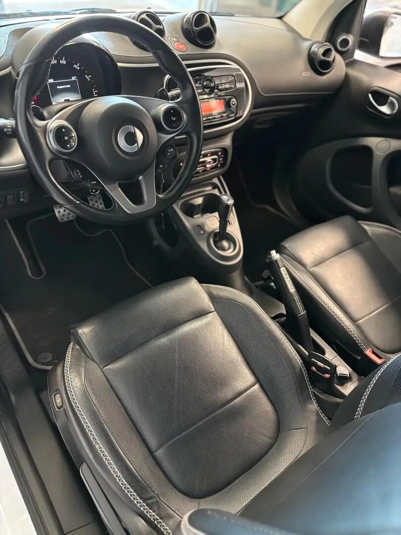smart forTwo 0.9 t Brabus Xclusive 109Cv-Unipro-Promofinanziamento