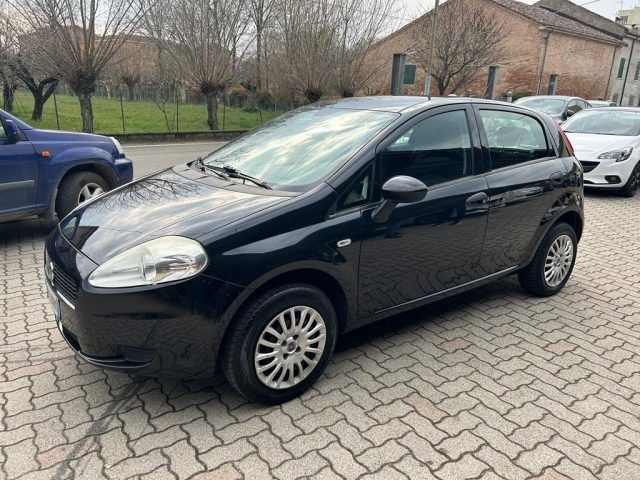 FIAT Punto 1.4 8V 5 porte Natural Power OK NEOPATENTATO