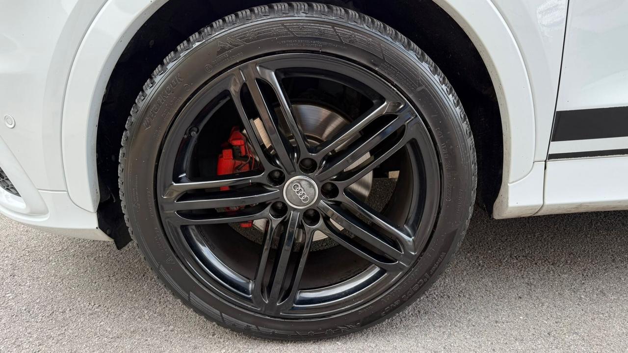 AUDI Q3 2.0TDI S-TRONIC S-LINE QUATTRO TETTO 177CV 2012