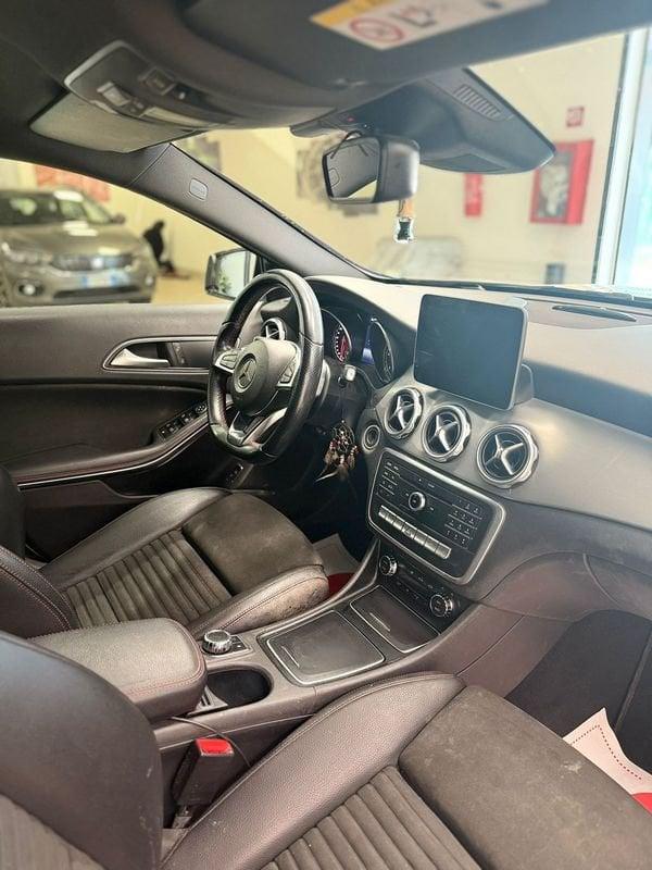 Mercedes-Benz GLA GLA 200 d Automatic Premium