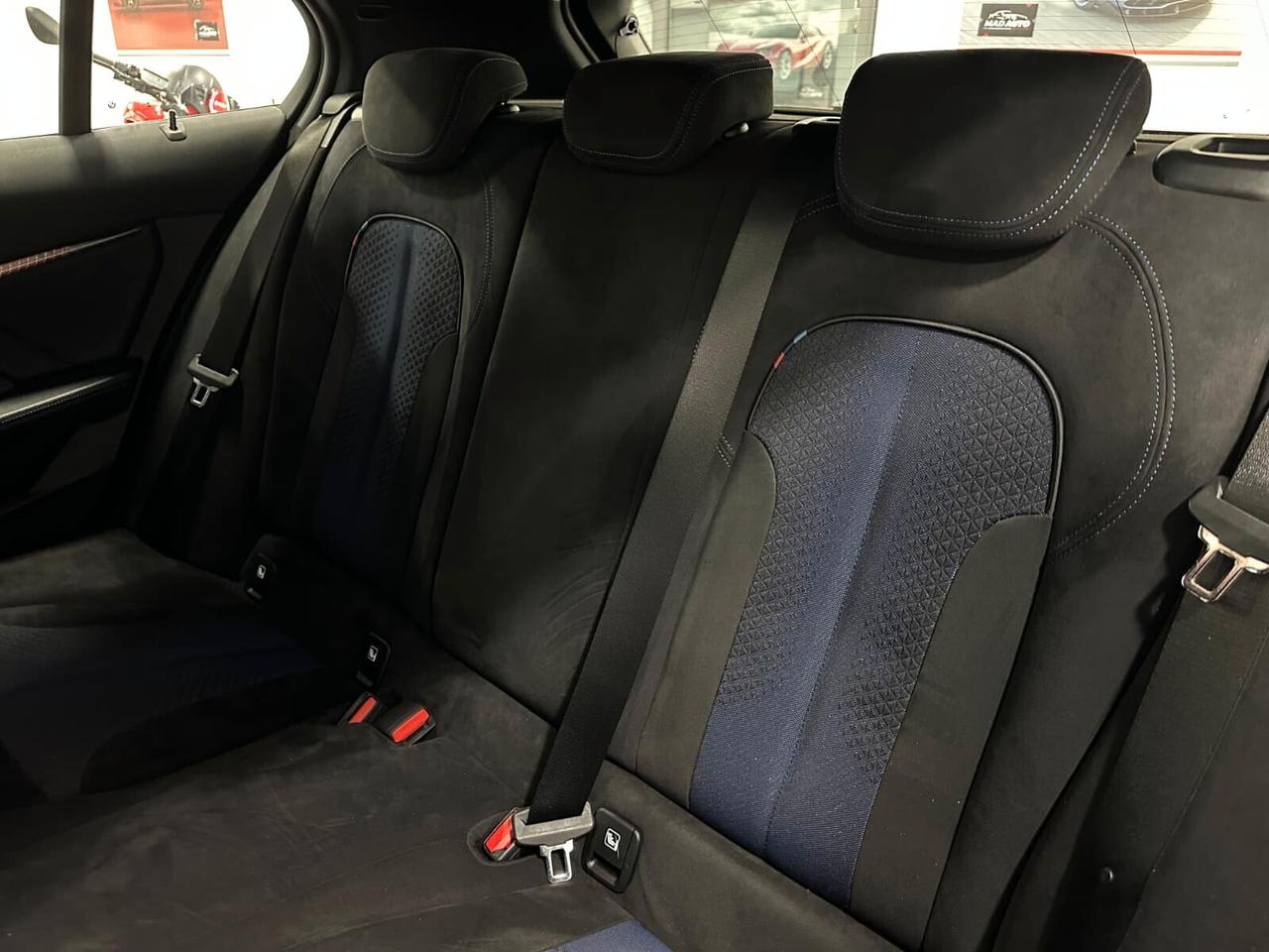 Bmw 118 118d 5p. Msport