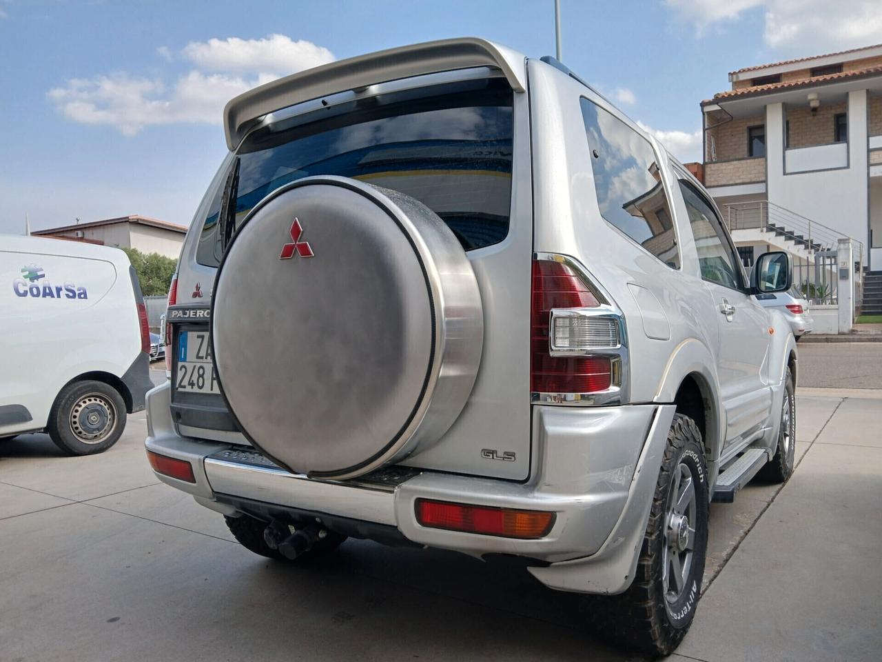 MITSUBISHI Pajero 3.200 DI-D 160cv 3p. GLS1