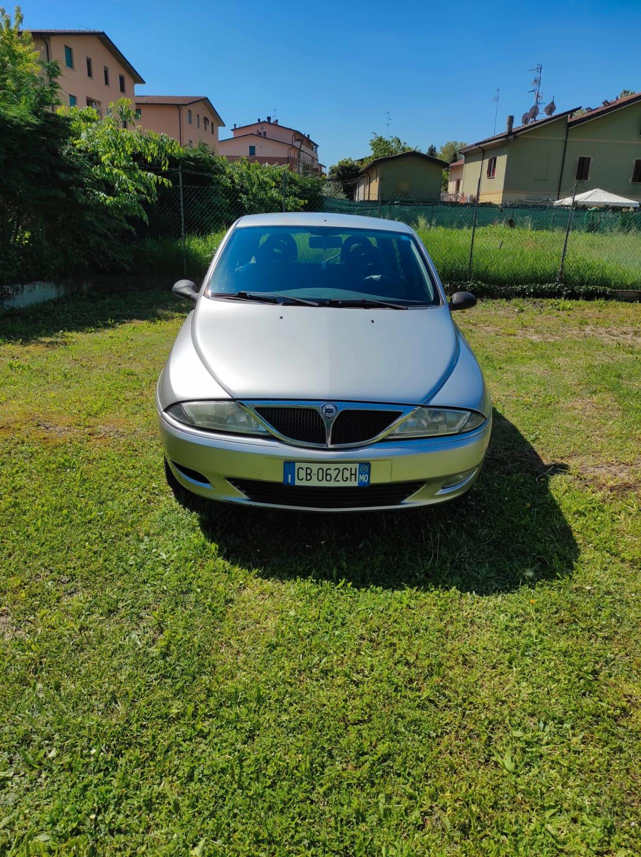 Lancia Y 1.2i cat Elefantino Blu