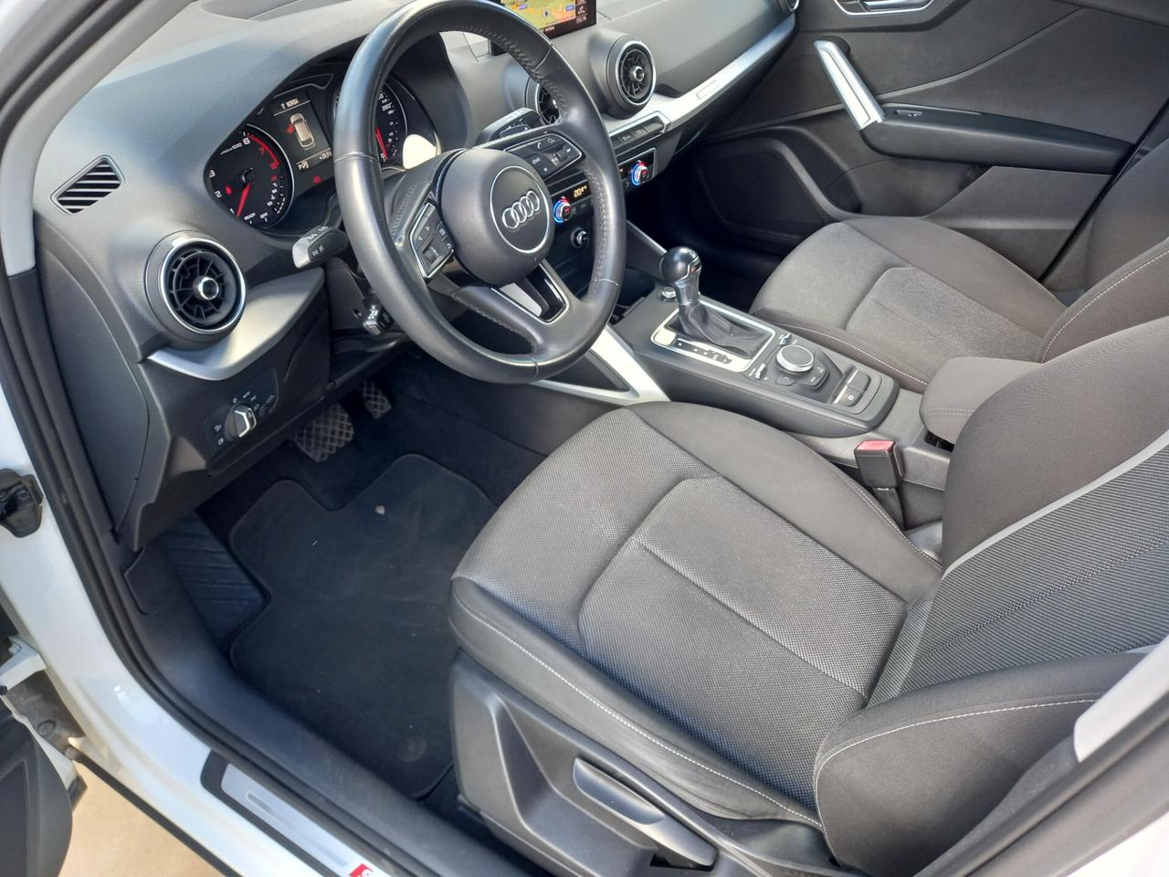 Audi Q2 30 TFSI S tronic line Edition