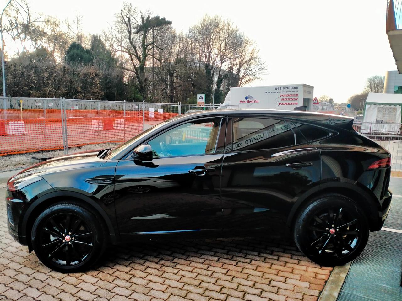 Jaguar E-Pace 20D MHEV AWD 204CV R-DYNAMIC BLACK DESIGN PACK LEGA20 LED PREMIUM