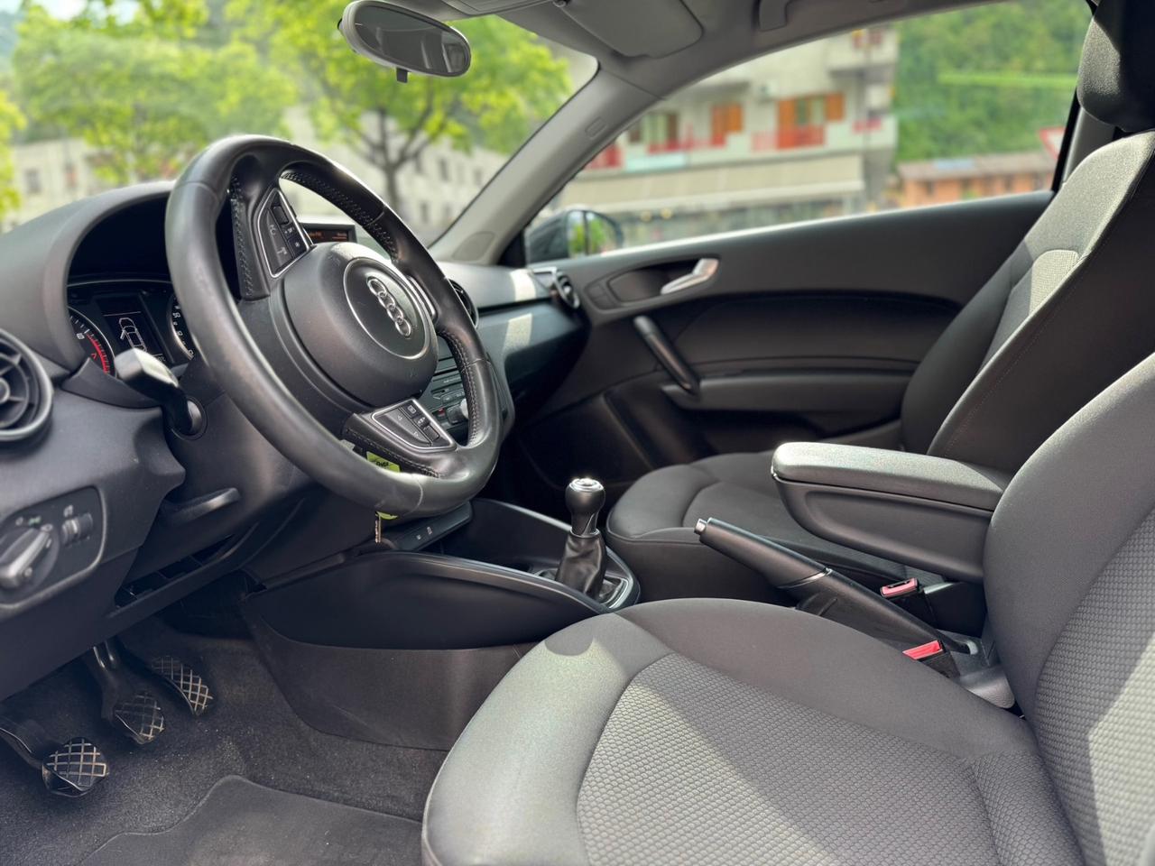 Audi A1 SPB 1.2 TFSI S LINE EDITION PLUS - GIA' TAGLIANDATA - OK NEOPATENTATI