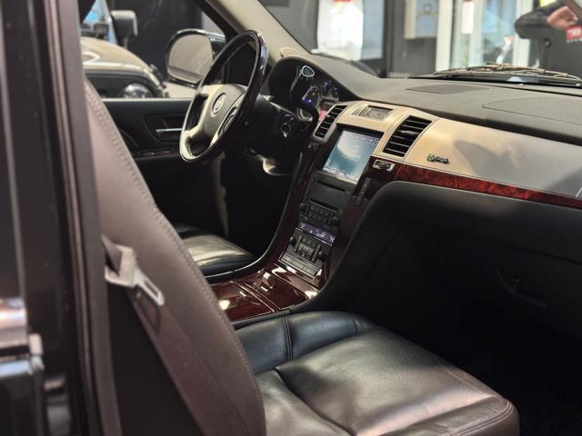 CADILLAC Escalade 6.0 V8 Sport Luxury HYBRID