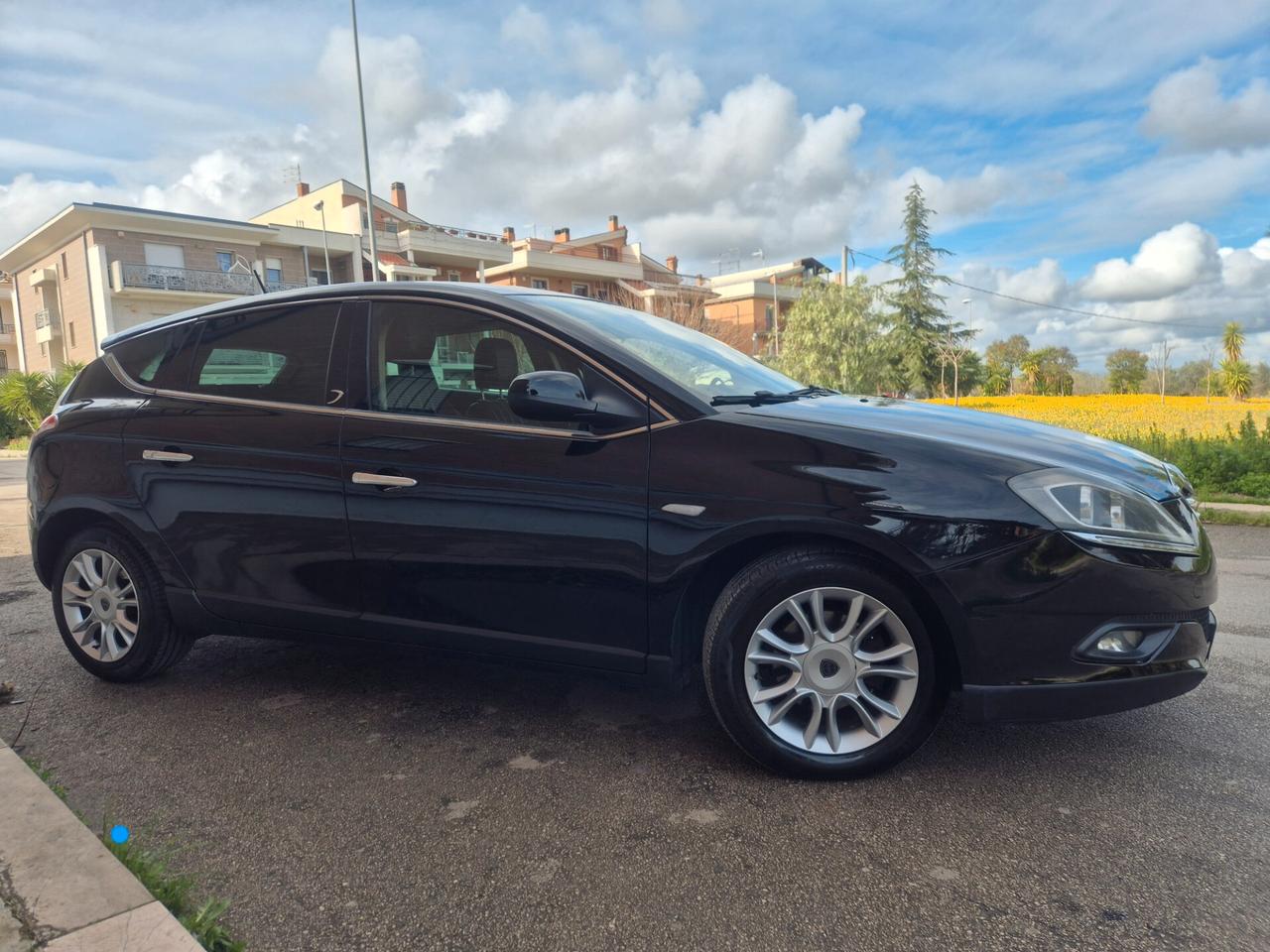Lancia Delta 1.6 MJT 120cv Business 2014