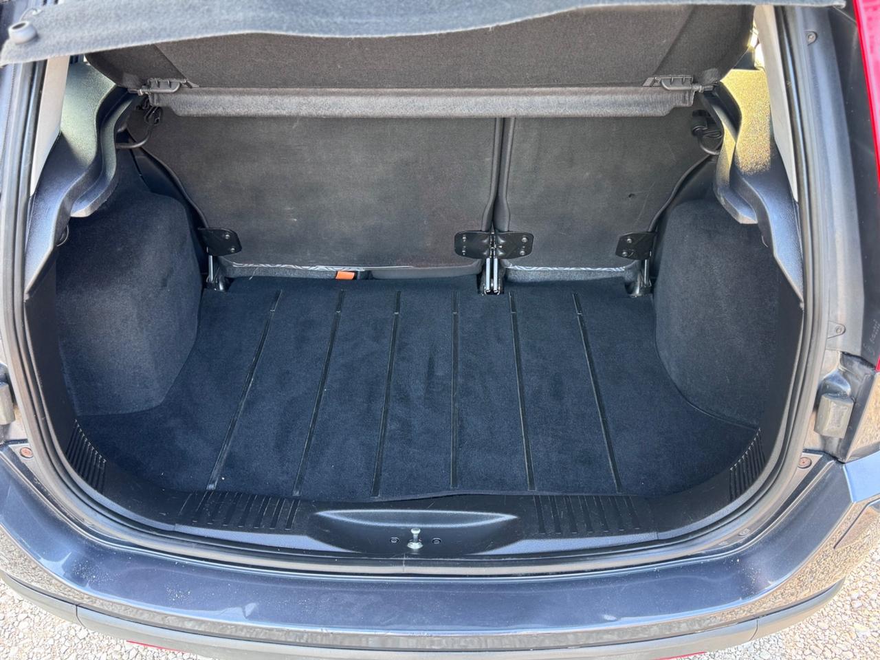 Ford Fusion 1.4 Benzina 80cv Neopatentati 2011