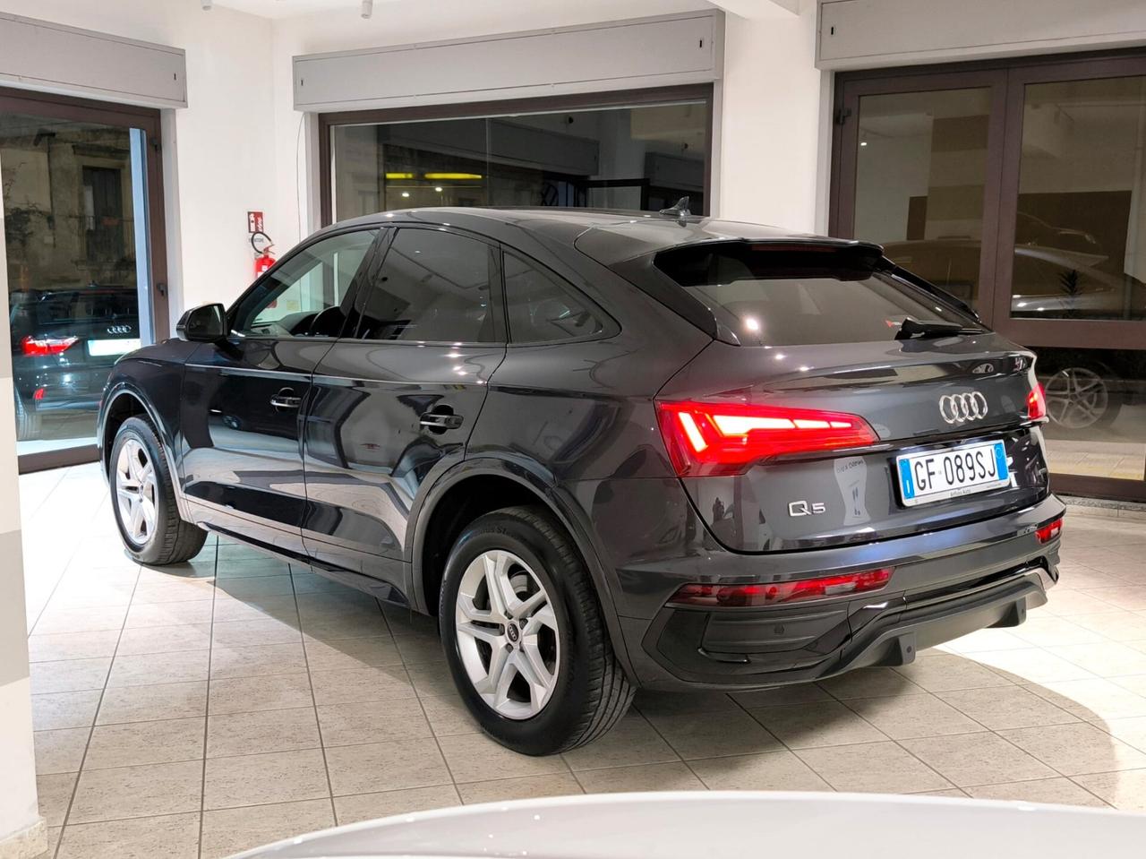 Audi Q5 SPB 40 TDI quattro S tronic Business Advanced