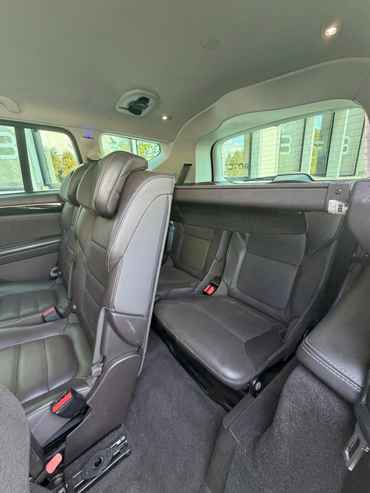 Renault Espace dCi 160CV EDC Energy Initiale Paris 4Control