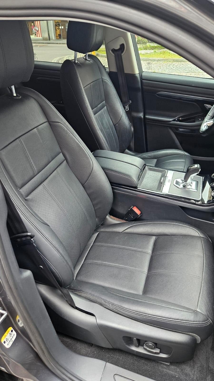 Land Rover Range Evoque 2.0D I4-L.Flw 150 CV AWD Auto R-Dynamic