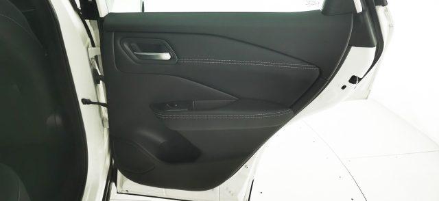 NISSAN Qashqai MHEV 158 CV Xtronic Business