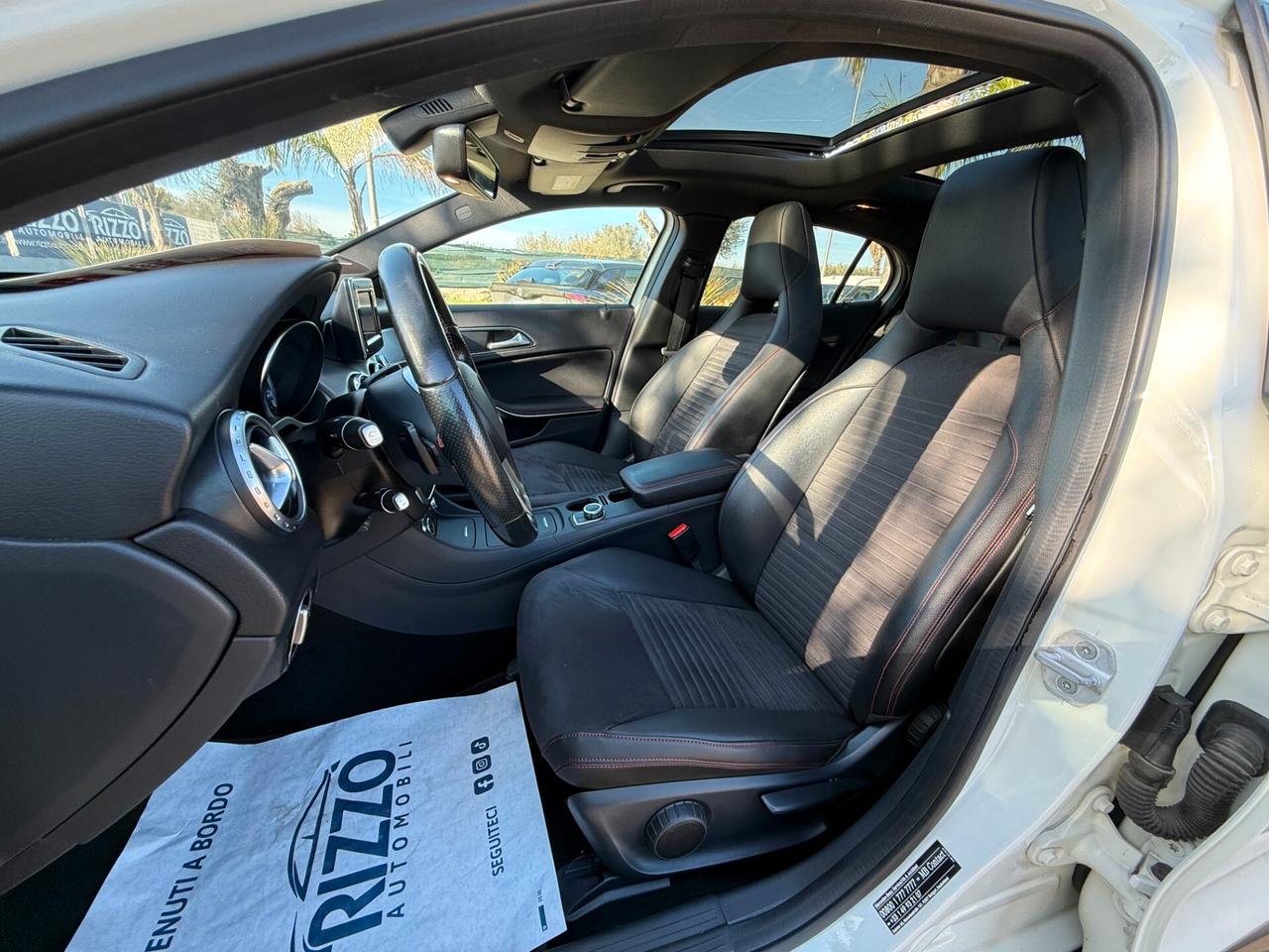 Mercedes-benz GLA 200d Premium Amg Tetto Pelle Navi 12/2015