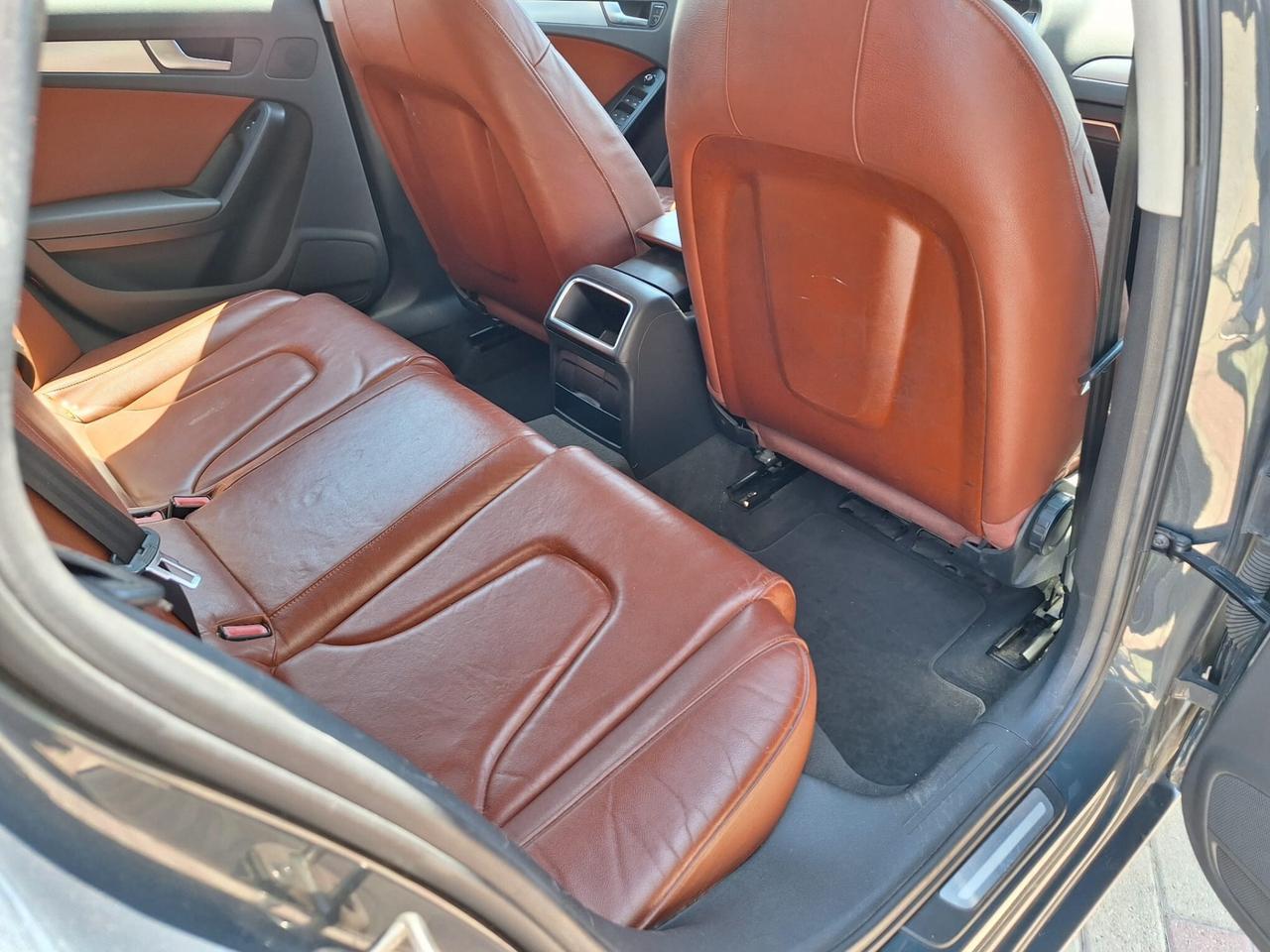 Audi A4 Avant 2.0 TDI Sport Paket 2008 Xeno Pelle