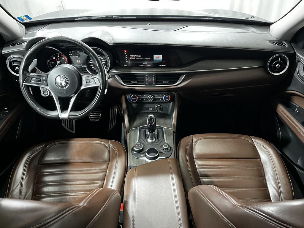 Alfa Romeo Stelvio 2.2 t Business Q4 210cv auto my19