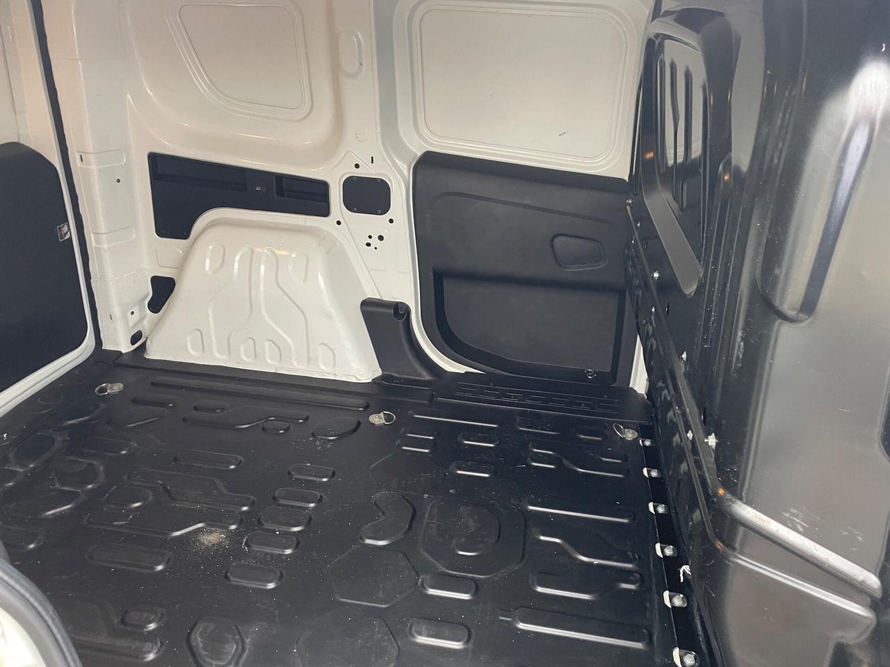 Fiat Doblo’ 62.000 km