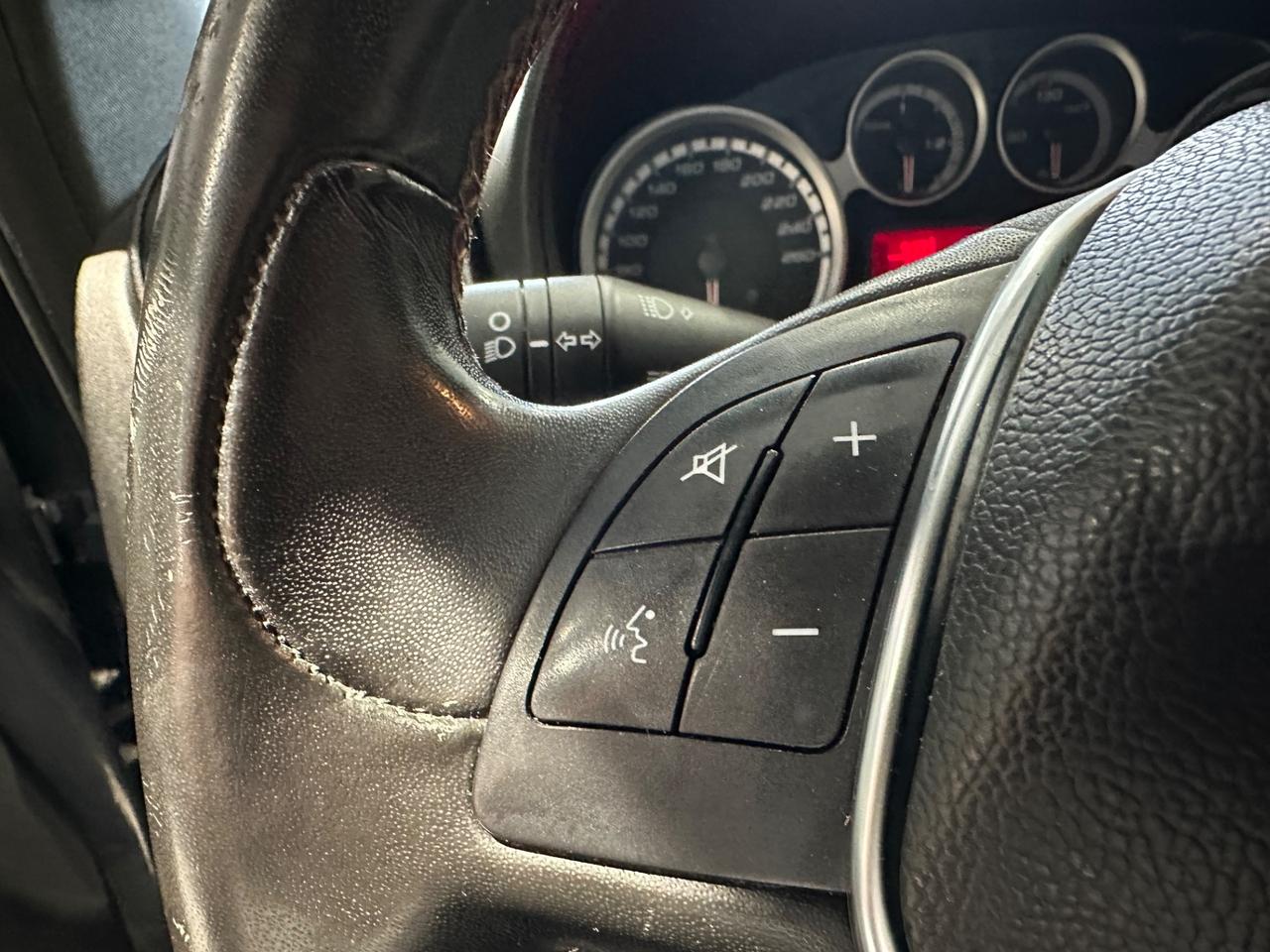 Alfa Romeo MiTo - 2015 1.4 78 CV 8V S&S Distinctive