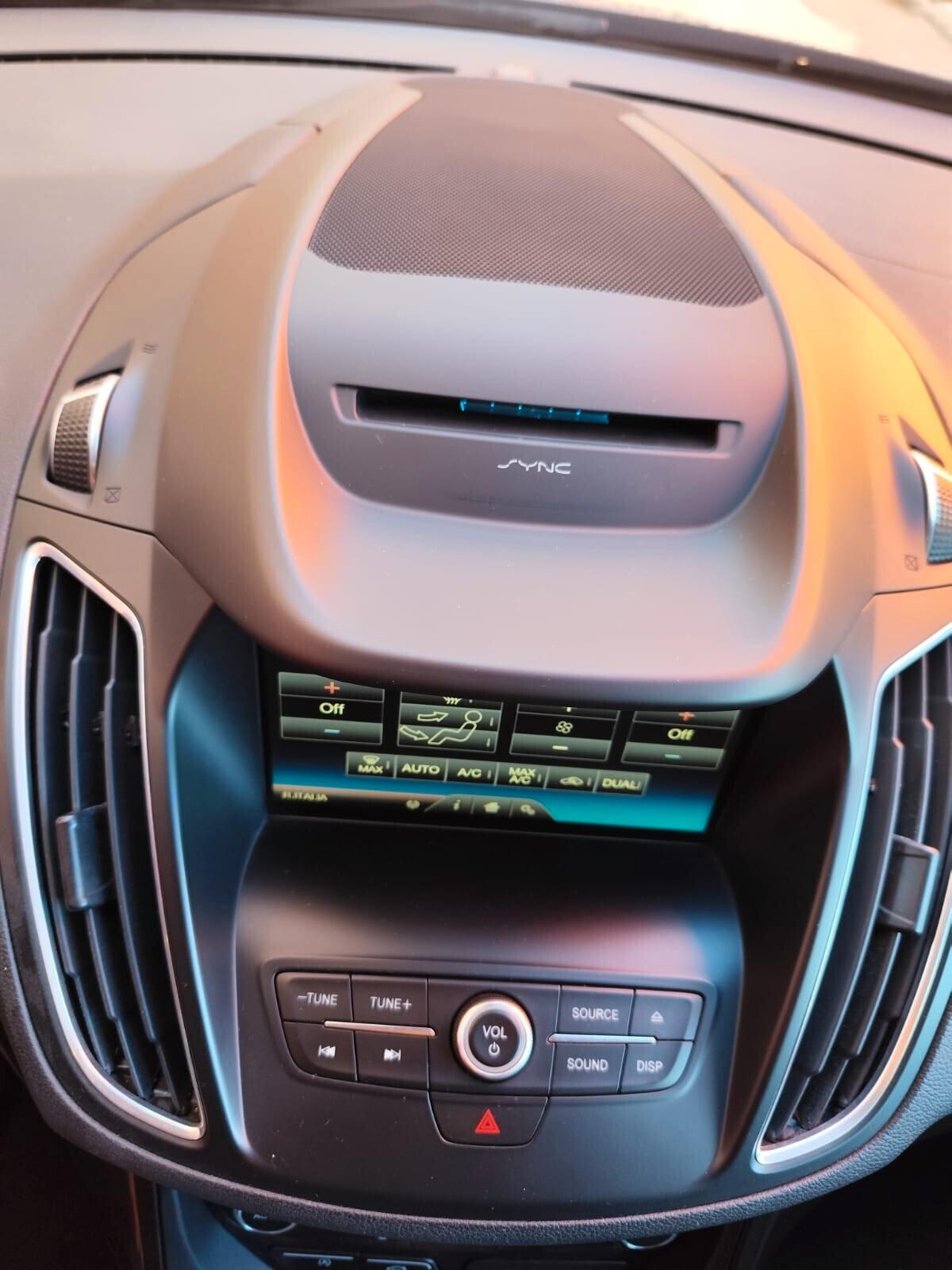 Ford C-Max 1.5 TDCi 120CV Titanium X