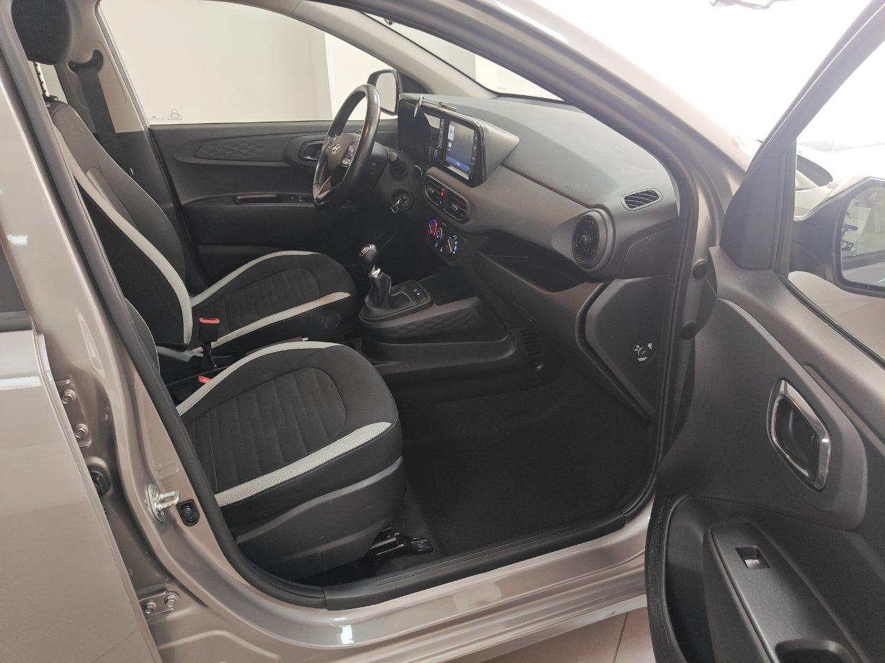 Hyundai i10 1.0 Tech Connect Pack econext Gpl