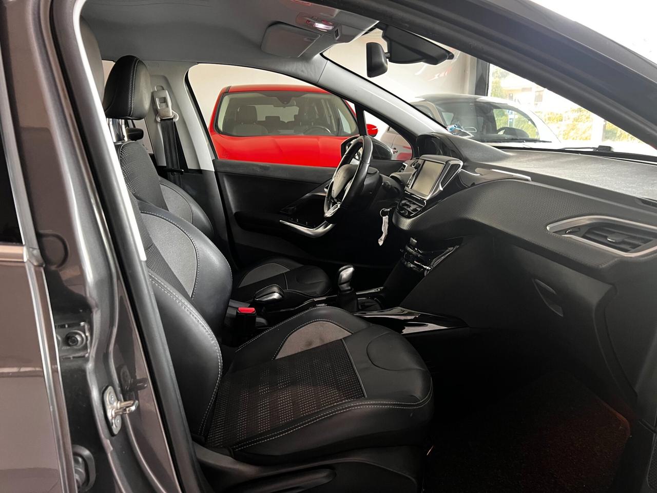 Peugeot 2008 PureTech Turbo 130 S&S Allure