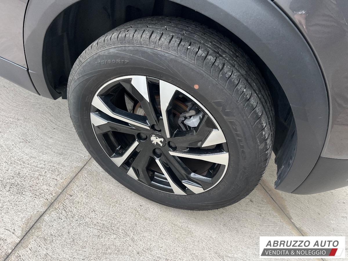 PEUGEOT 2008 PureTech 130 S&S Allure Pack