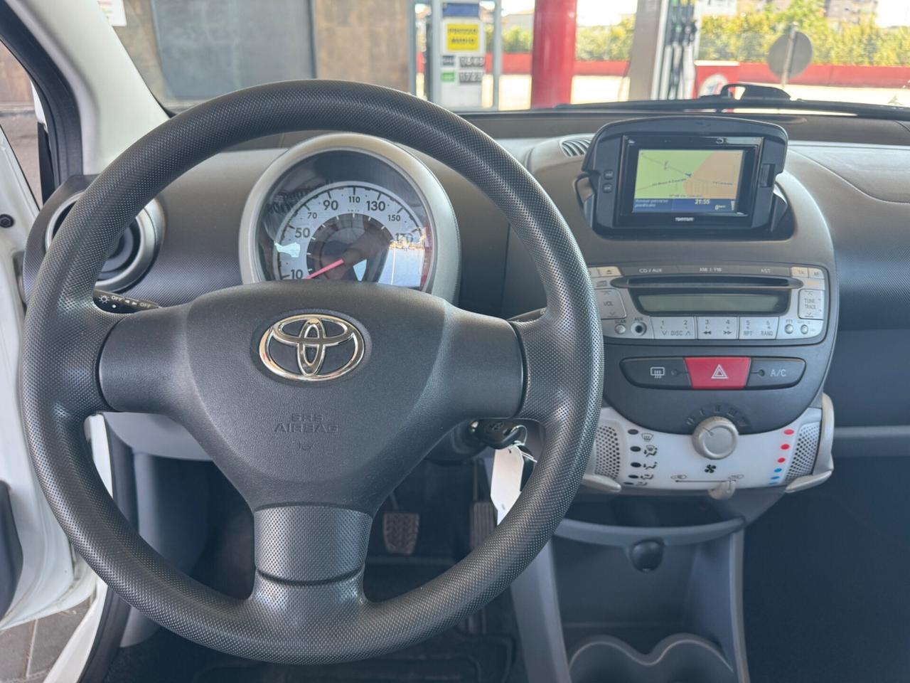 Toyota Aygo 1.0 12V VVT-i 5 porte Sol Connect