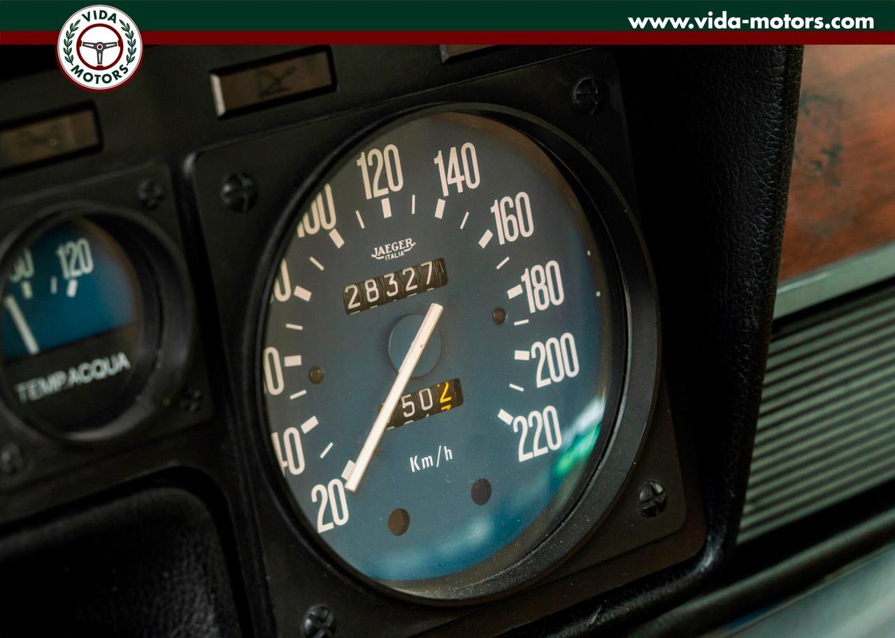 Alfa Romeo Alfetta 1.8 * 28.000 KM * OTTIMO CONSERVATO * LIBRETTO ORIGINALE