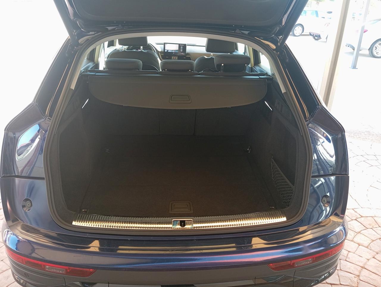Audi Q5 40 TDI 204 CV quattro S tronic Business Advanced
