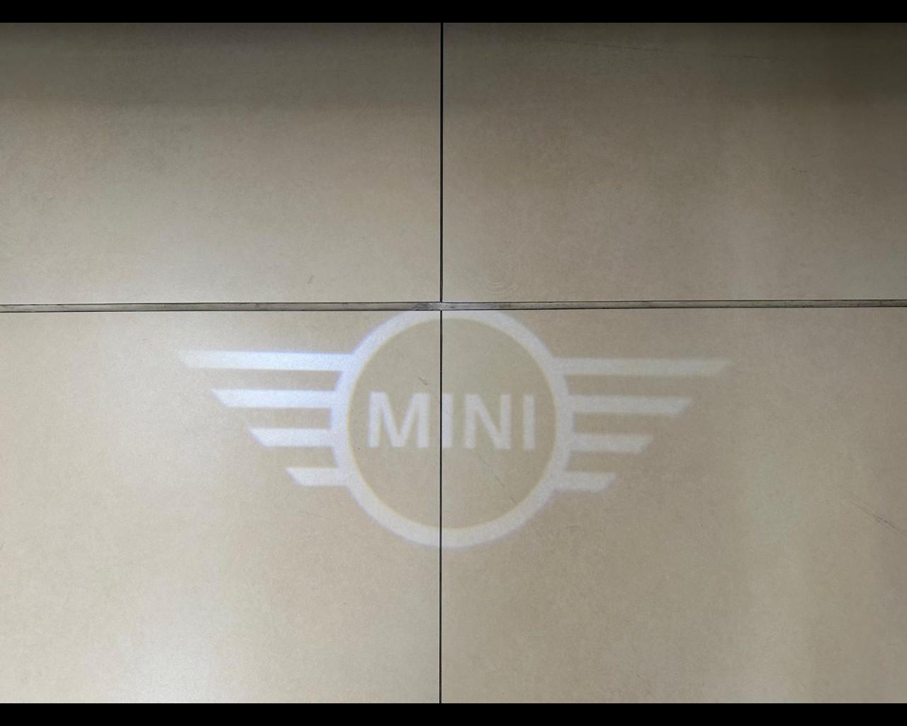 MINI Mini Countrym.(F60) - Mini 2.0 Cooper D Classic Countryman
