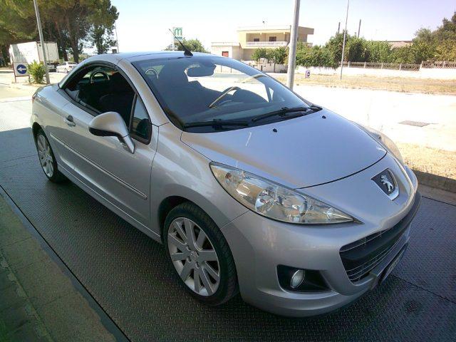PEUGEOT 207 1.6 8V HDi 112CV CC Allure