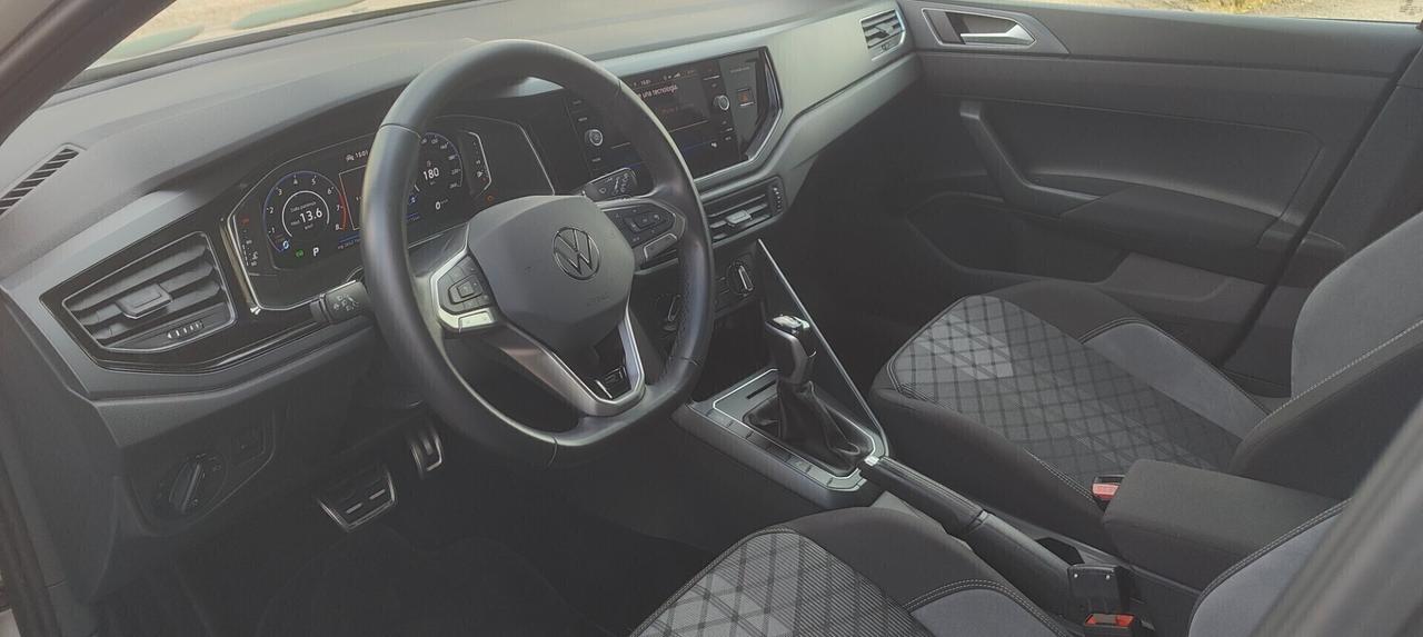 Volkswagen Taigo 1.0 TSI 115 CV DSG R-Line