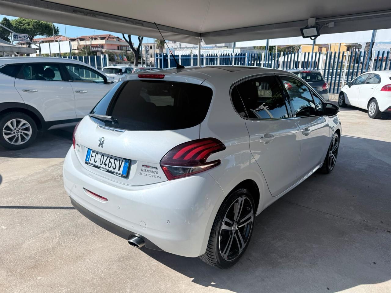 Peugeot 208 PureTech Turbo 110 EAT6 S&S 5 porte GT Line