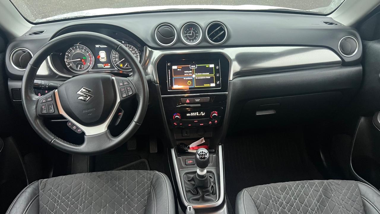 Suzuki Vitara 1.4 Hybrid Top