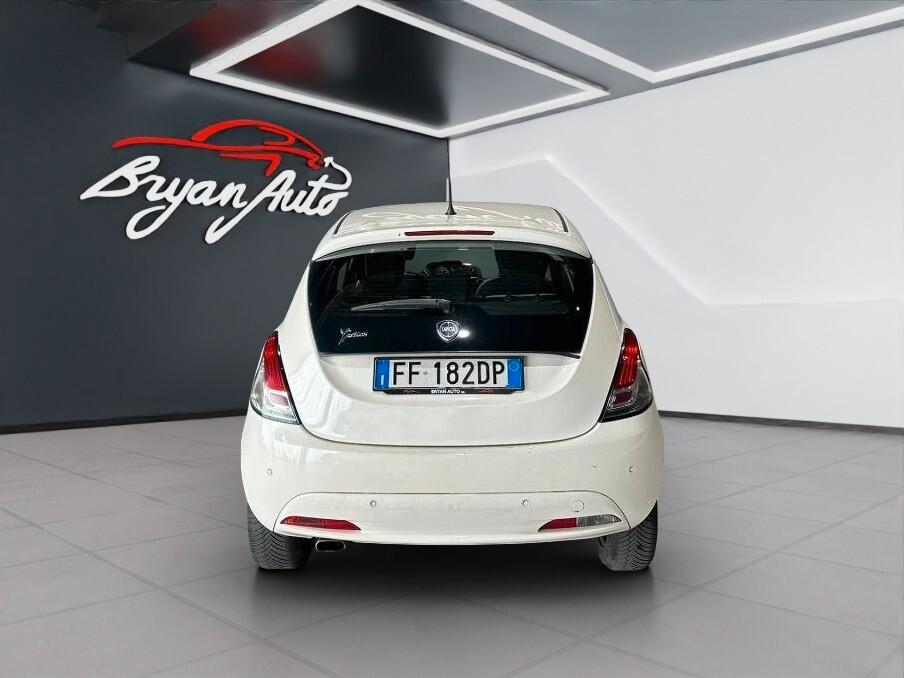 Lancia Ypsilon 1.2 69 CV 5 porte Gold(NEOPATENTATI)