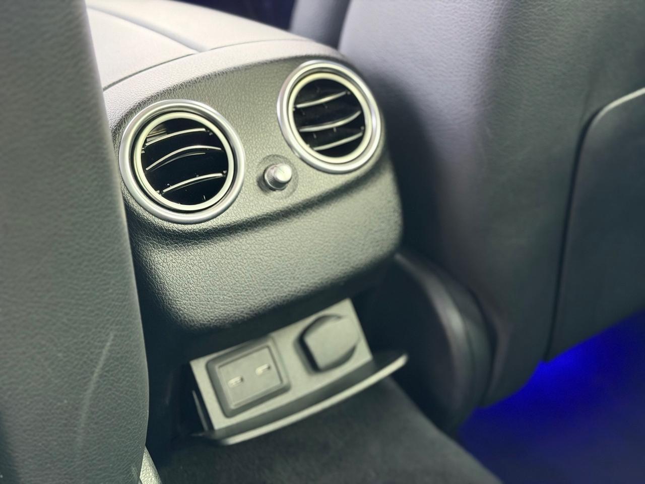 Mercedes-benz E 200d PREMIUM LED DISTRONIC FULL