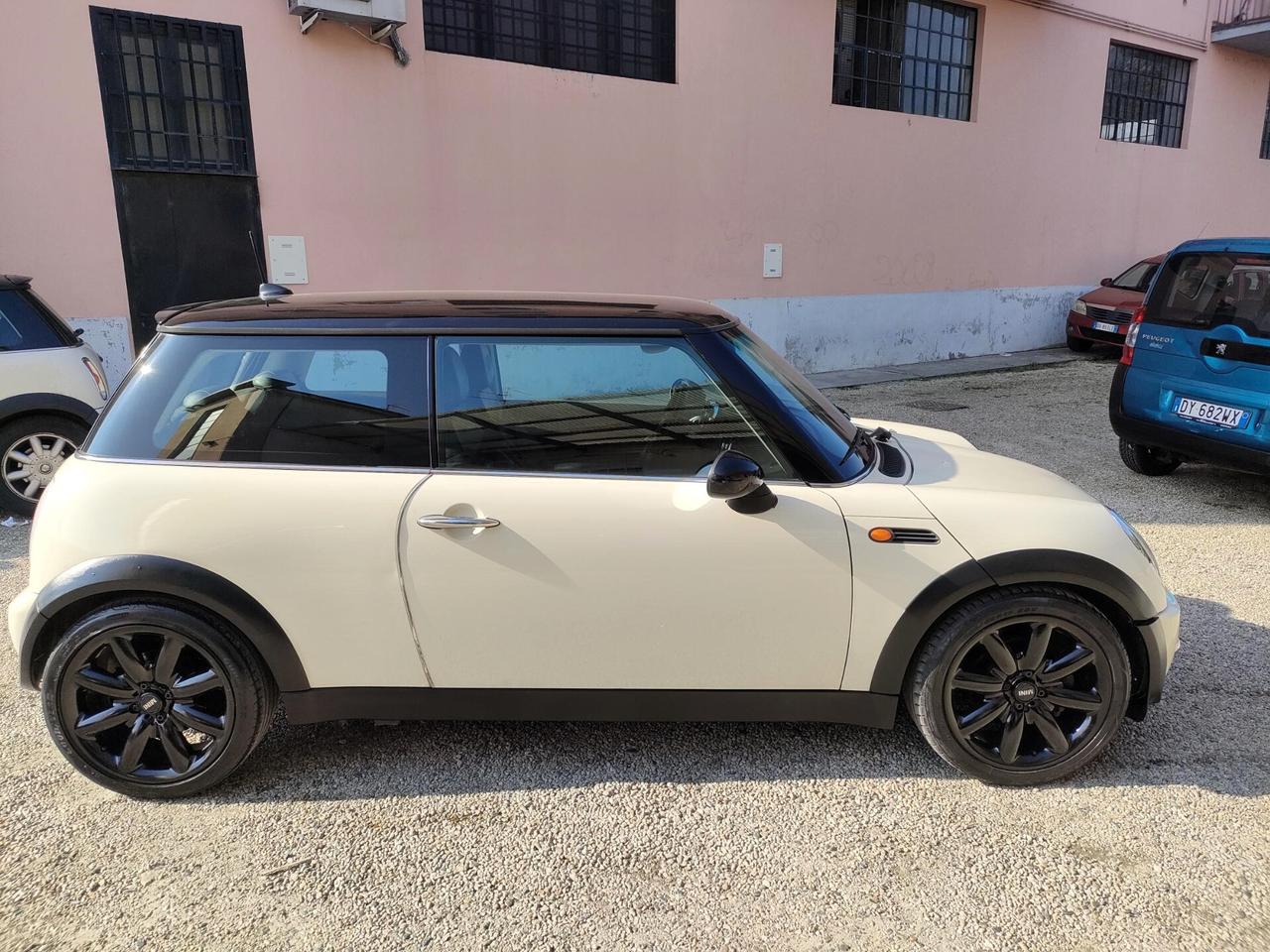 Mini 1.6 16V Cooper