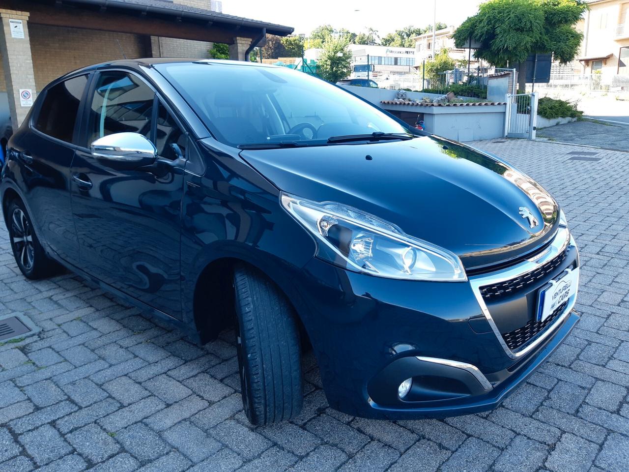 Peugeot 208 PureTech 82 Stop&Start 5 porte Signature