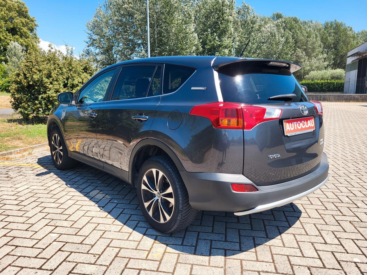 Toyota RAV 4 RAV4 2.0 D-4D 2WD Style