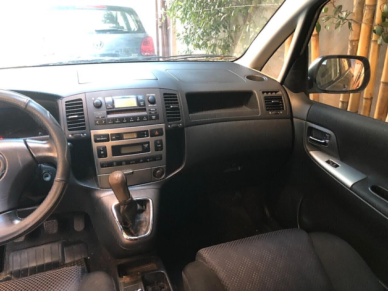 Toyota Corolla Verso 1.6 16V