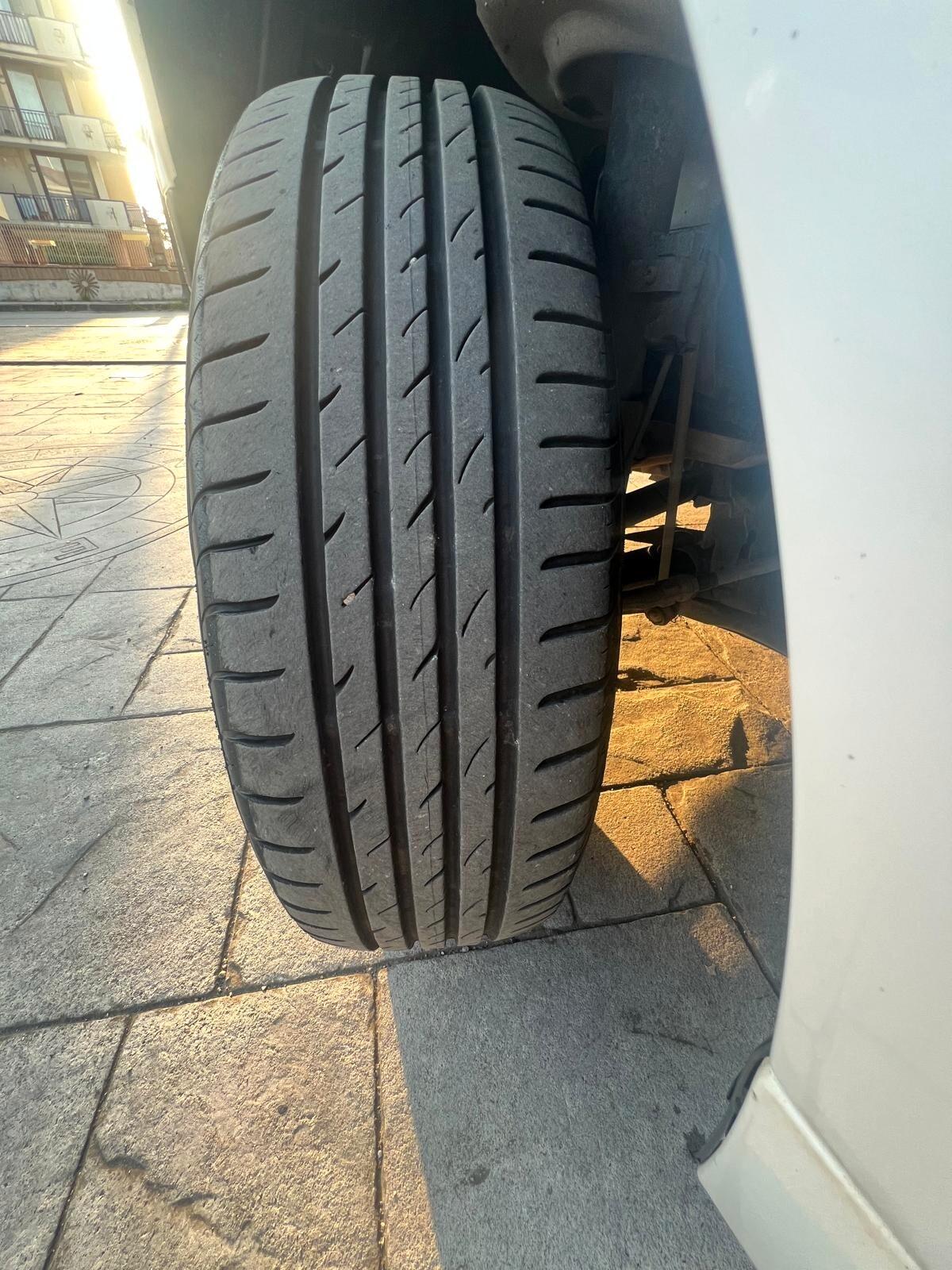 Peugeot Partner Tepee BlueHDi 100 Active