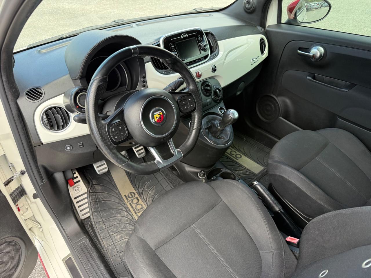 Abarth 595 1.4 Turbo T-Jet 145 CV