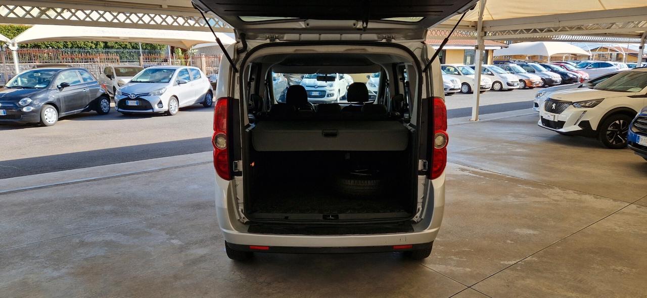 Fiat Doblò 5 Posti 1.6 Mjt 105cv 150° Anniversario