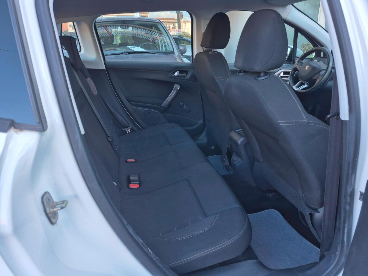 Peugeot 2008 1.4 HDi 68CV Active