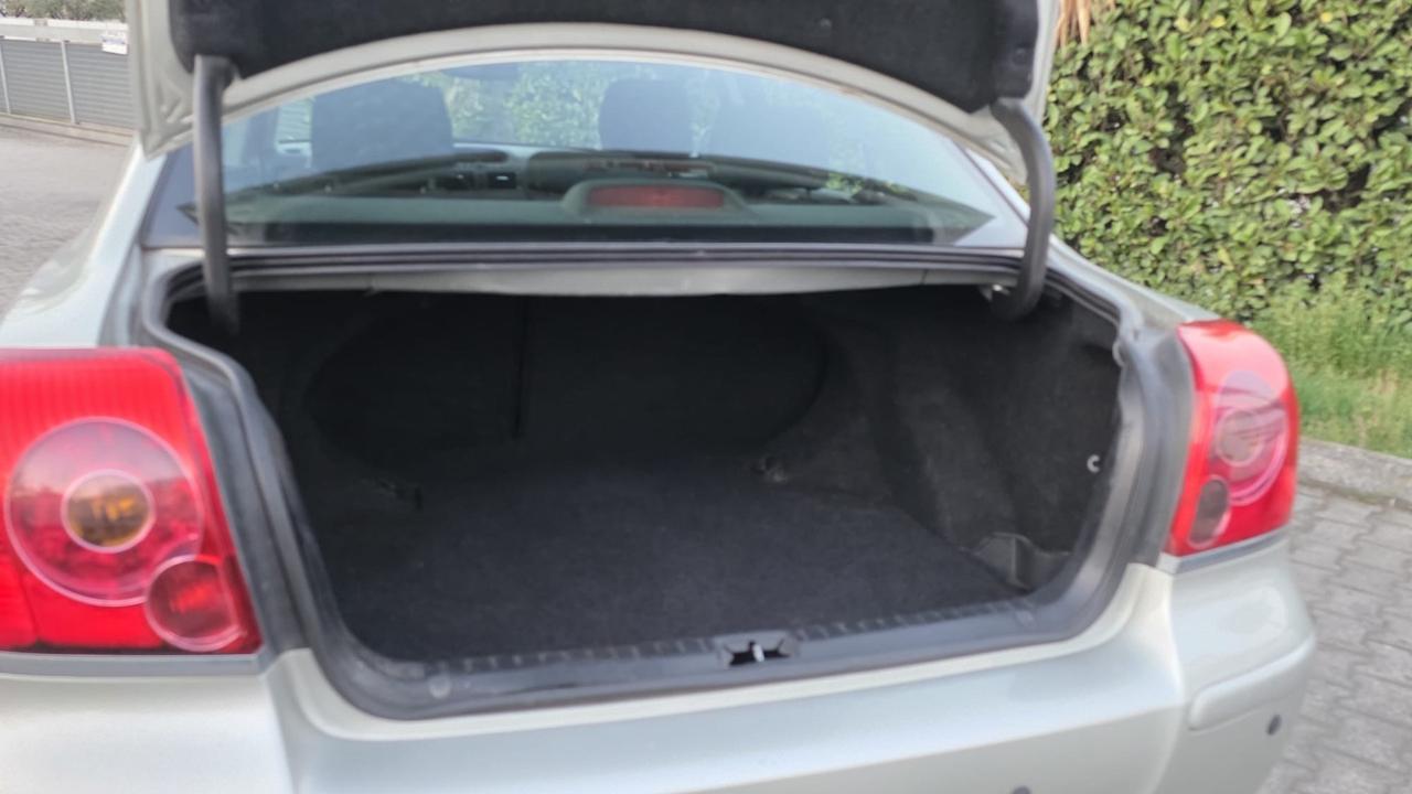 Toyota Avensis 1.8 16V 129CV PERFETTA